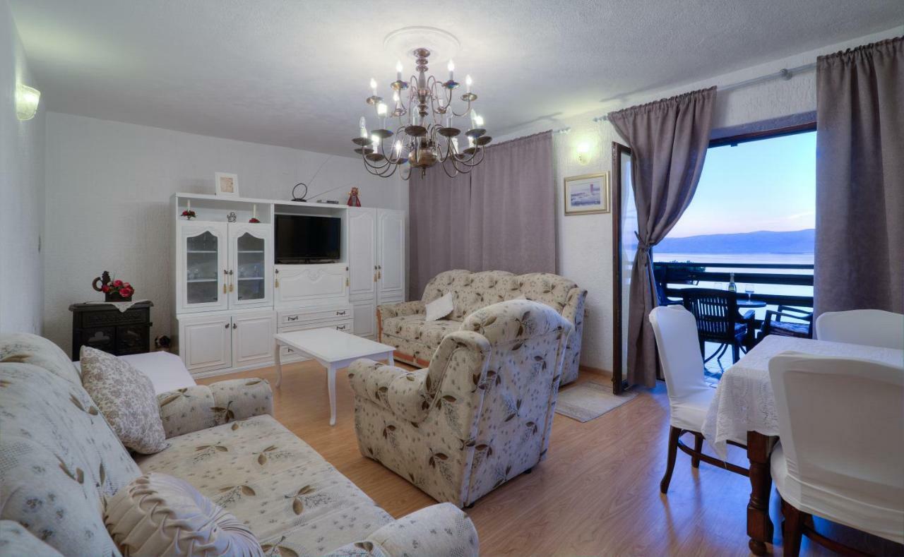 Apartment Lea Senj  Bagian luar foto